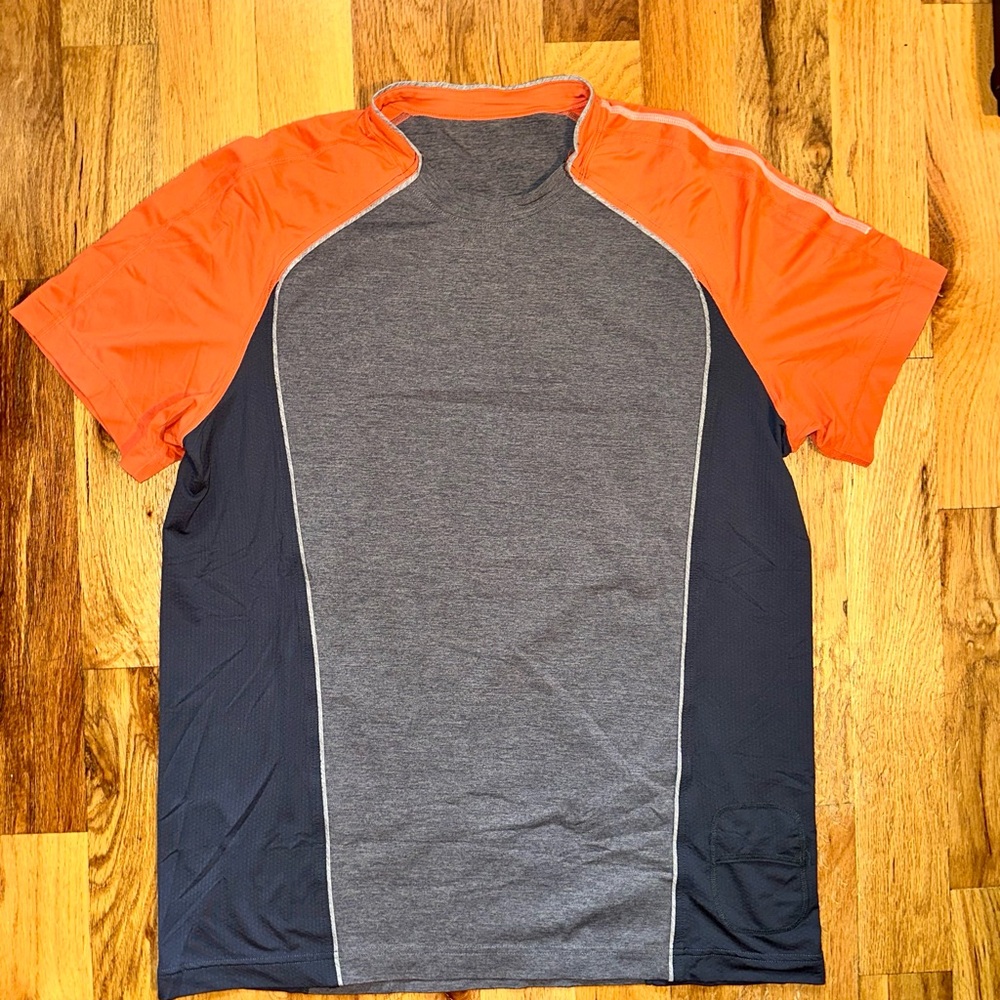 Lululemon Mens Vintage Gray and Orange Performance Training Shirt